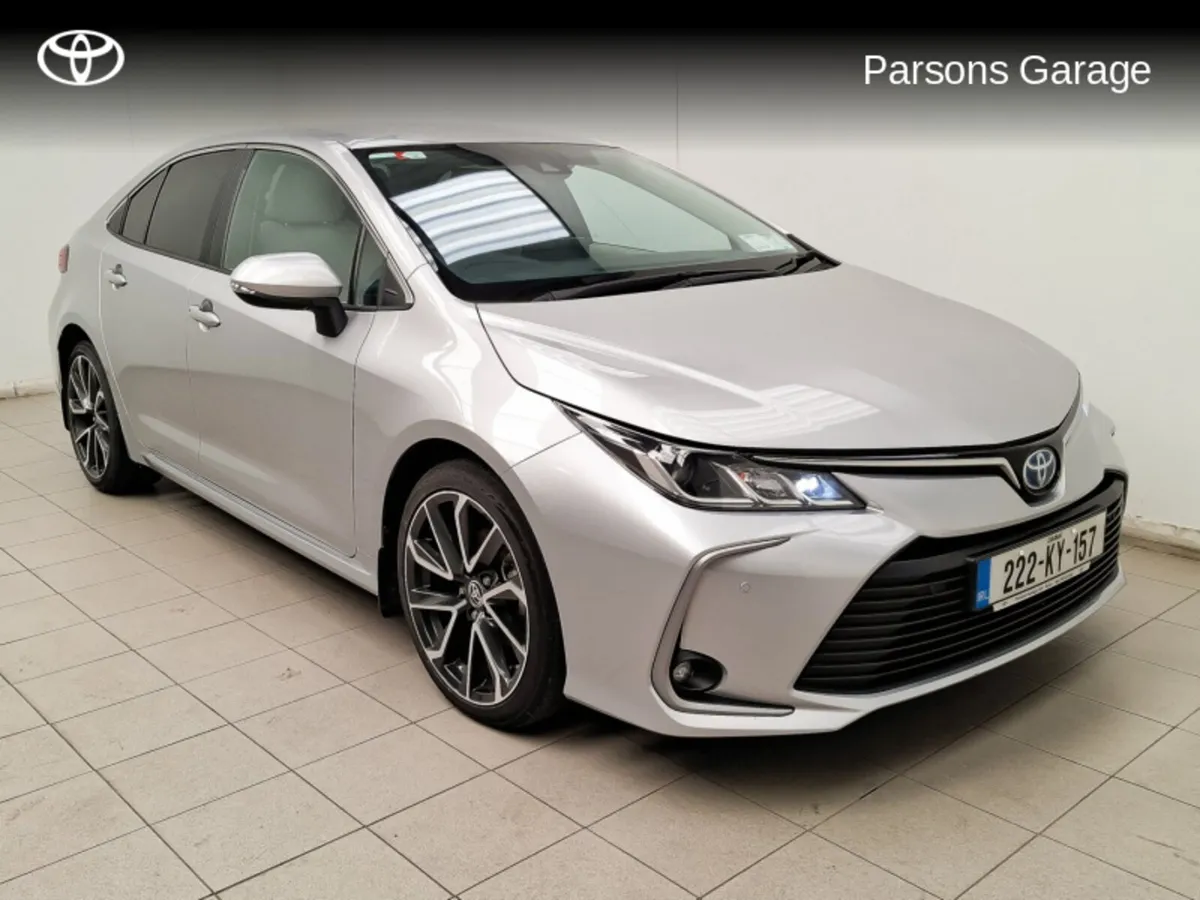 Toyota Corolla COROLLA HYBRID SOL SALOON - Image 1