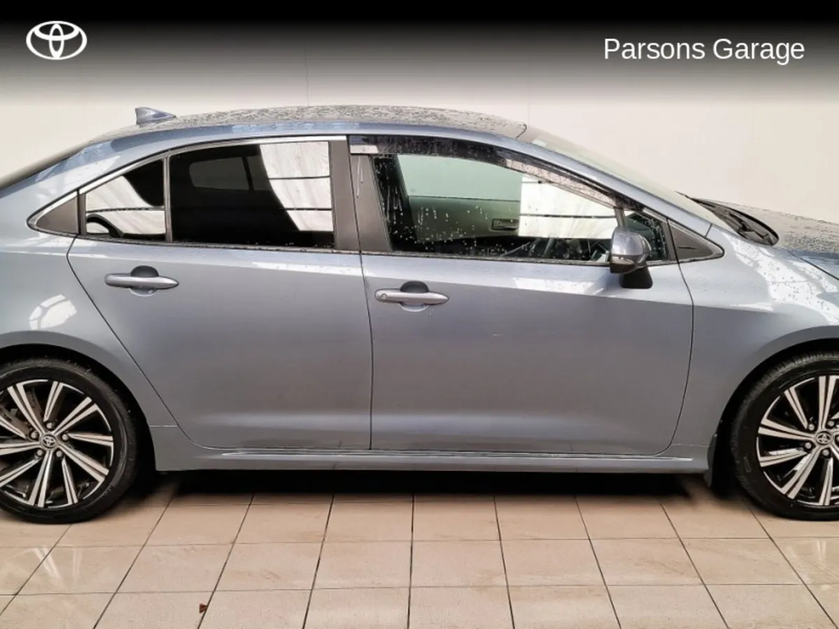 Toyota Corolla 1.8 - Image 3
