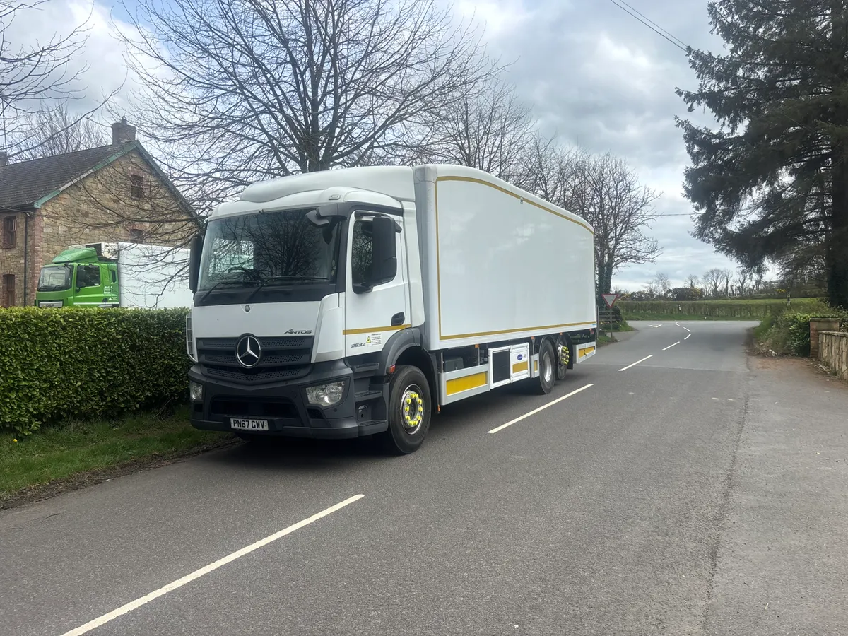 Mercedes 2632 rear lift - Image 4
