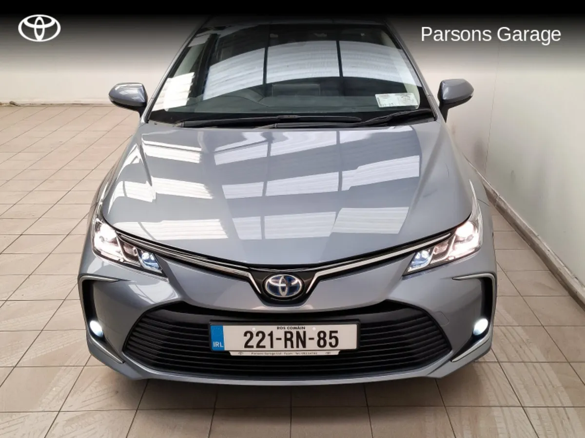 Toyota Corolla HYB LUNA SALOON 4DR AUTO - Image 2