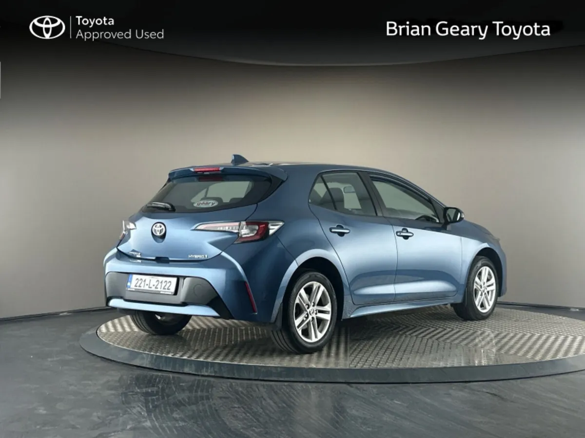 Toyota Corolla HYBRID LUNA H/B - Image 2