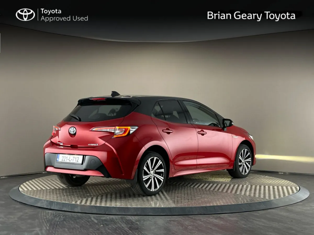 Toyota Corolla HYBRID LUNA SPORT HB - Image 2
