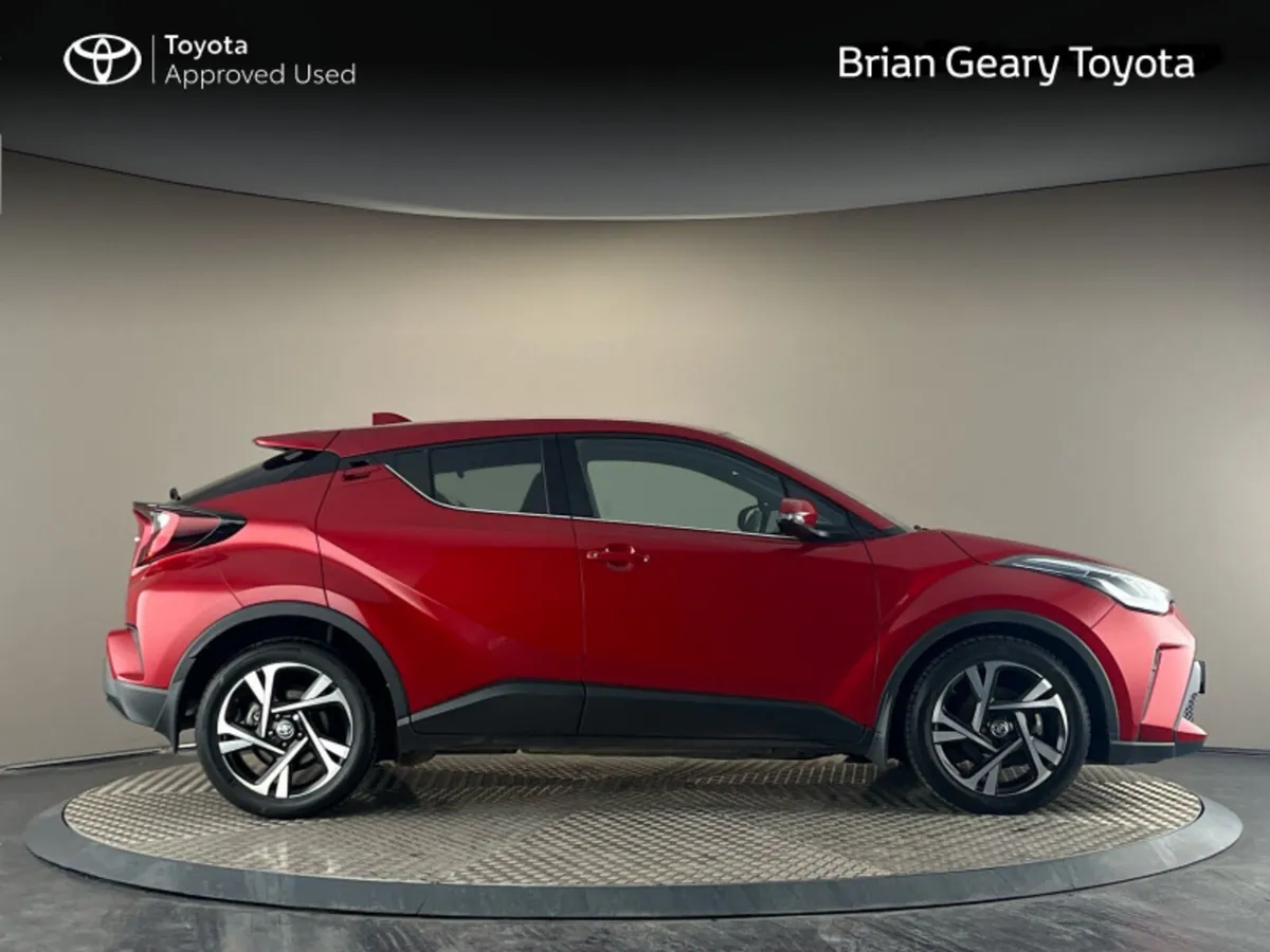 Toyota C-HR HYBRID SPORT - Image 3