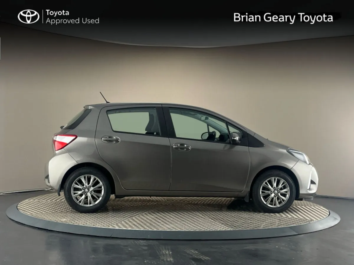 Toyota Yaris YARIS 1.0 5DR LUNA - Image 3
