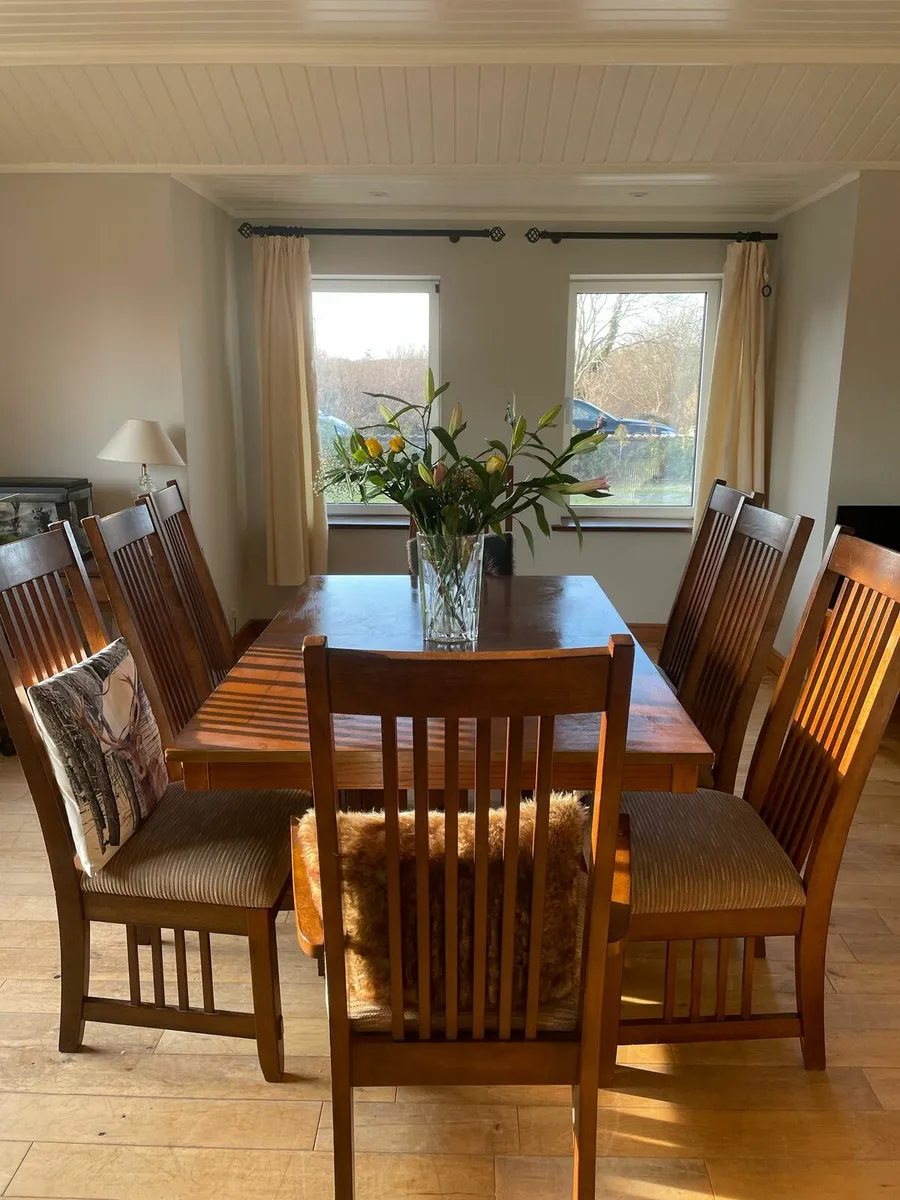 Dining Table and 8 Dining Chairs - Image 1
