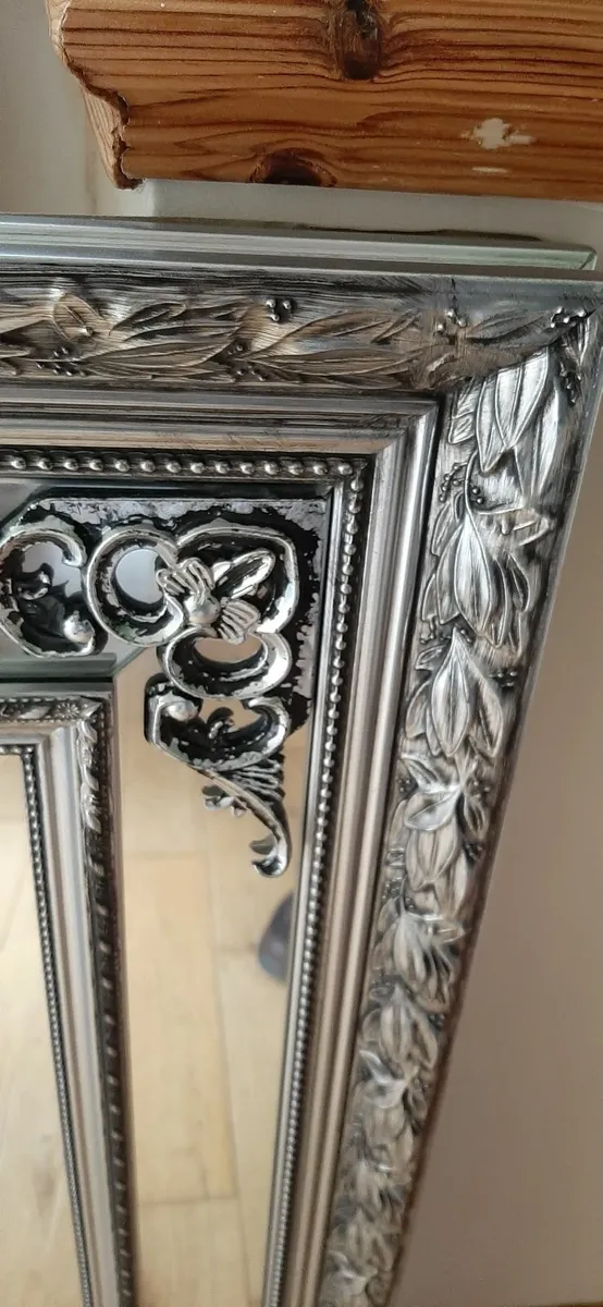 Mirror - Image 1