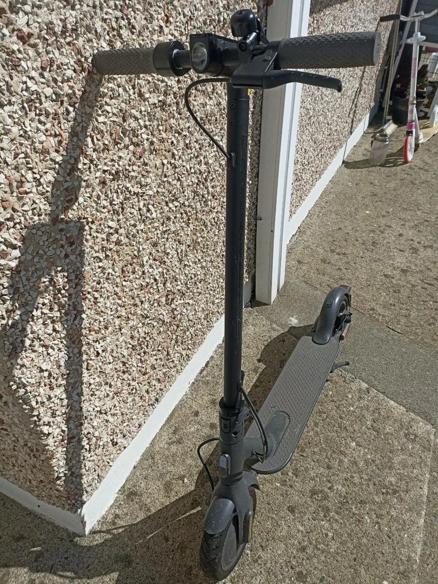 E scooter - Image 3