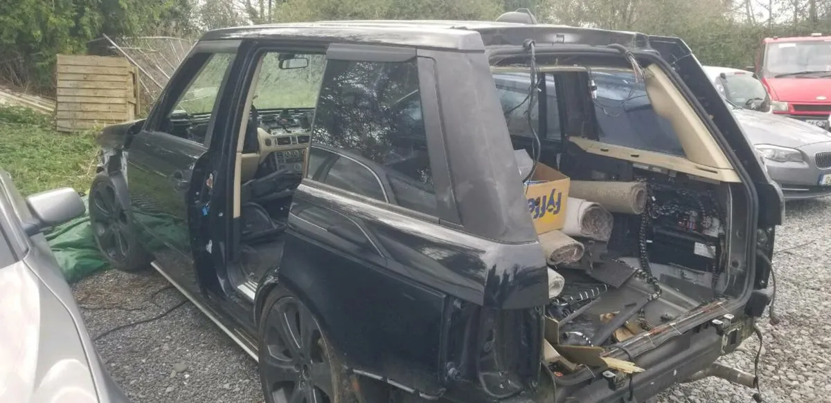 08 Range rover Vouge 3.6d v8 L322 parts - Image 4