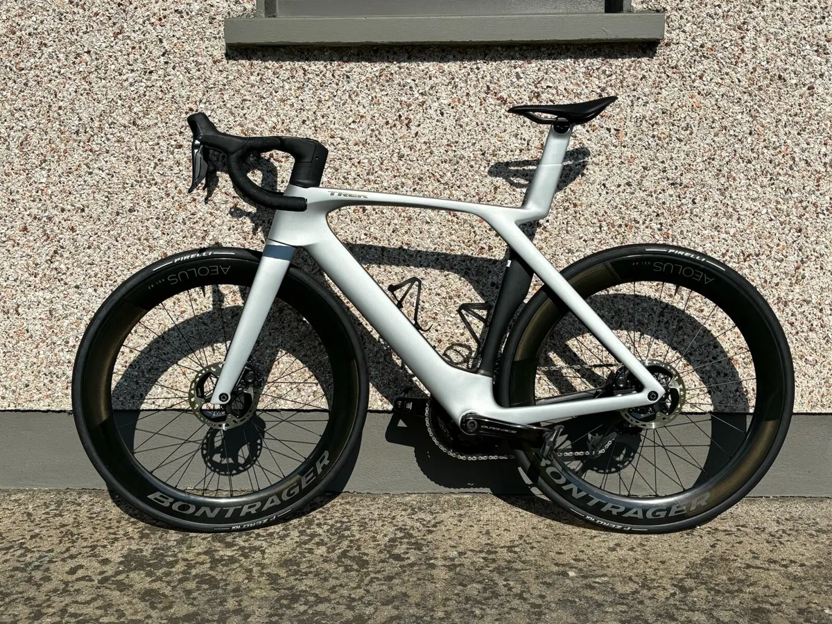 Trek Madone SLR9 Gen 7 - Image 3