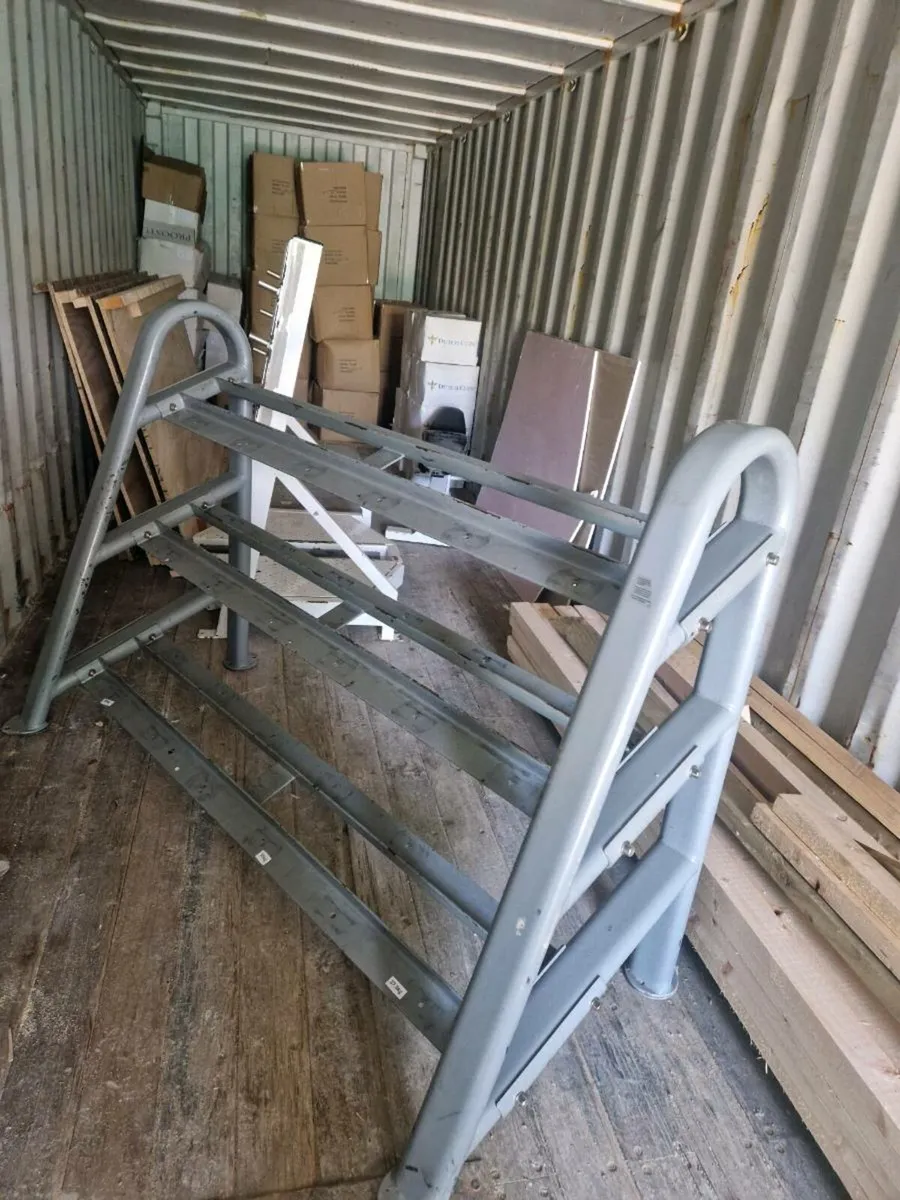 Gym equipment - Image 1