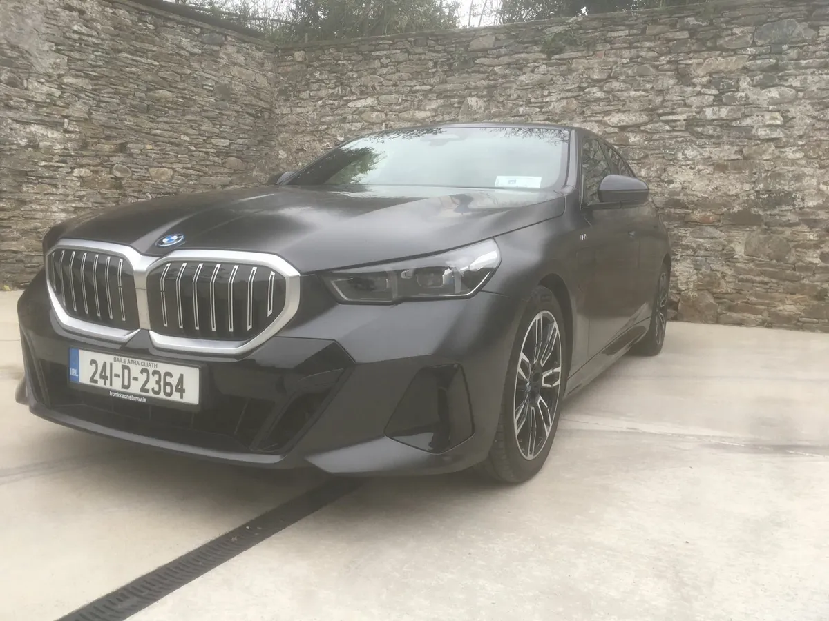 BMW 5-Series 2024 - Image 3