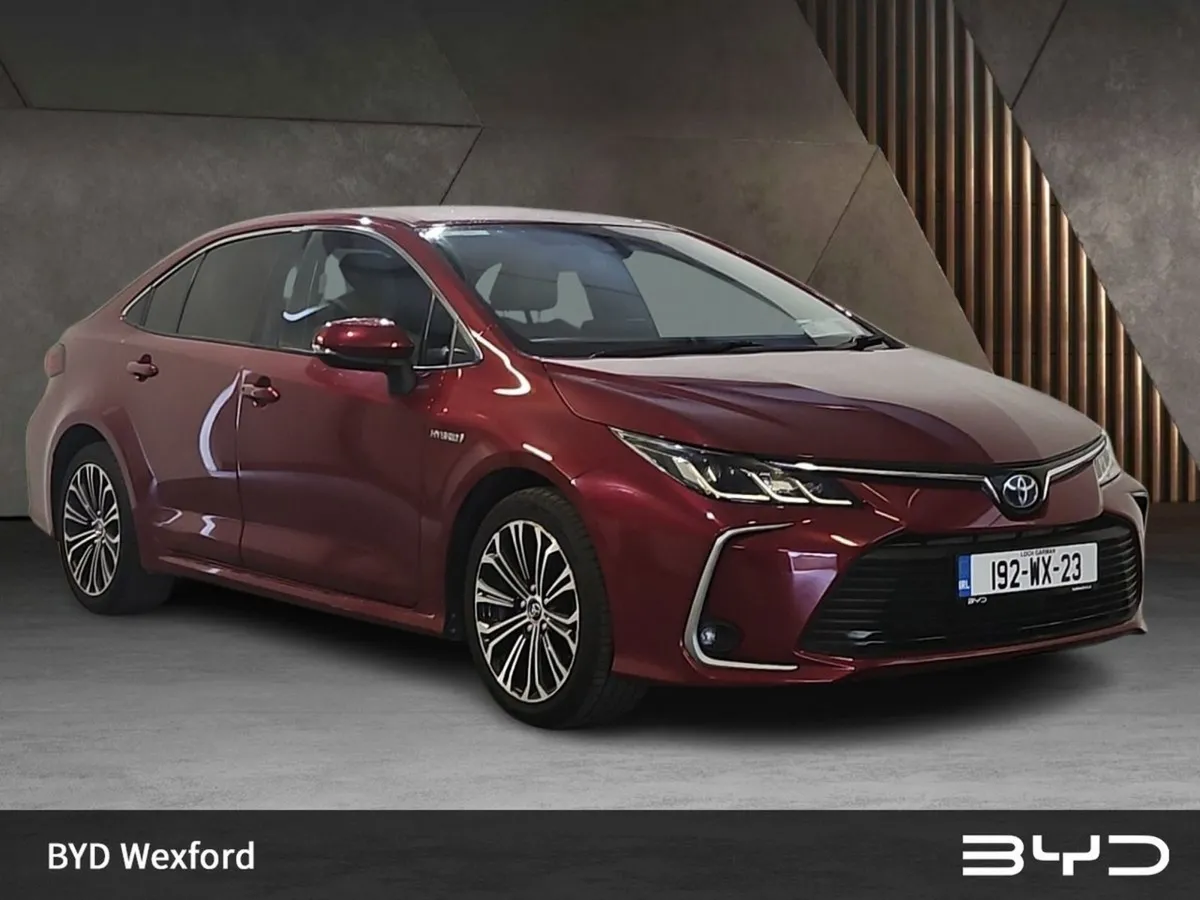 Toyota Corolla 1.8 Hybrid Luna Sport Saloon(depos - Image 1
