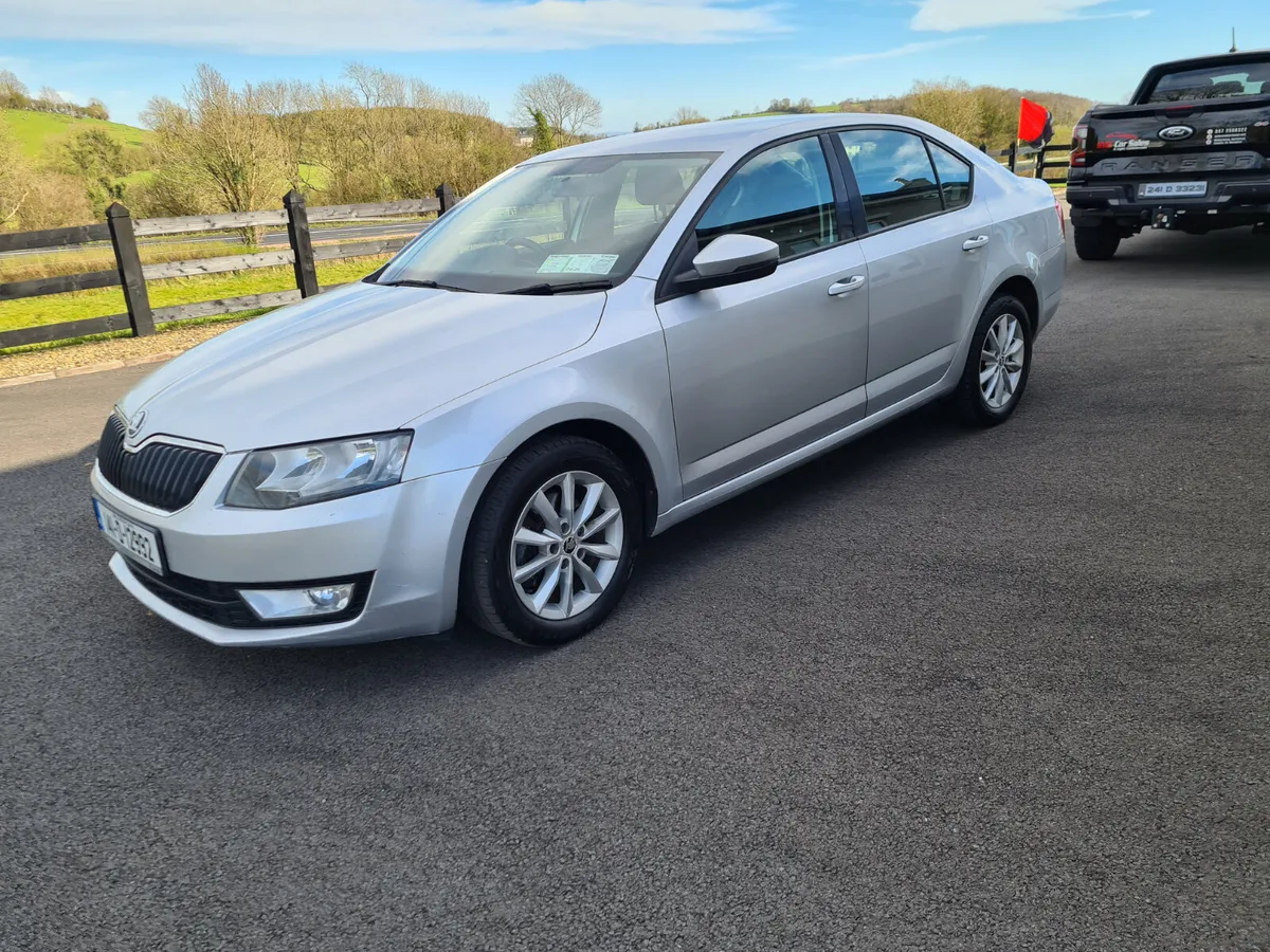 Skoda Octavia 2014 - Image 2
