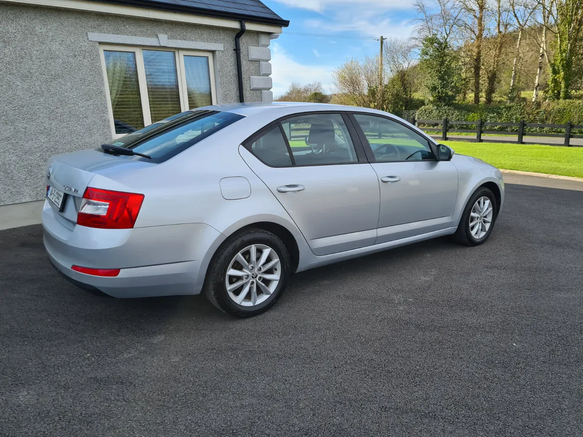Skoda Octavia 2014 - Image 4