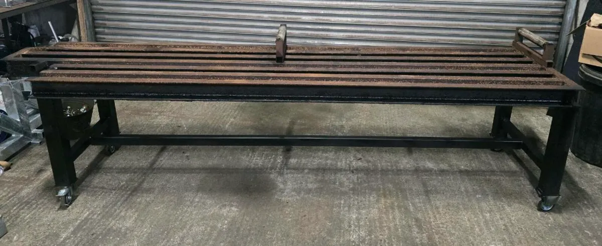 Welders work bench - Image 1