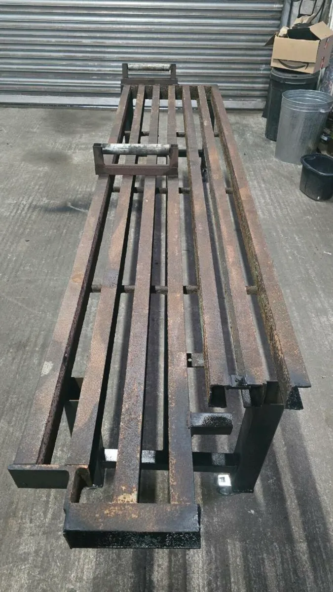 Welders work bench - Image 2