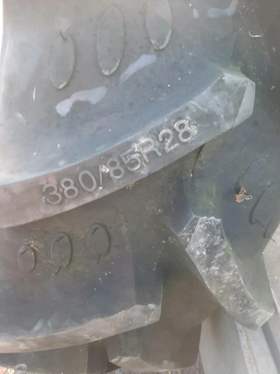 Agrimax 380/85r28 - Image 4
