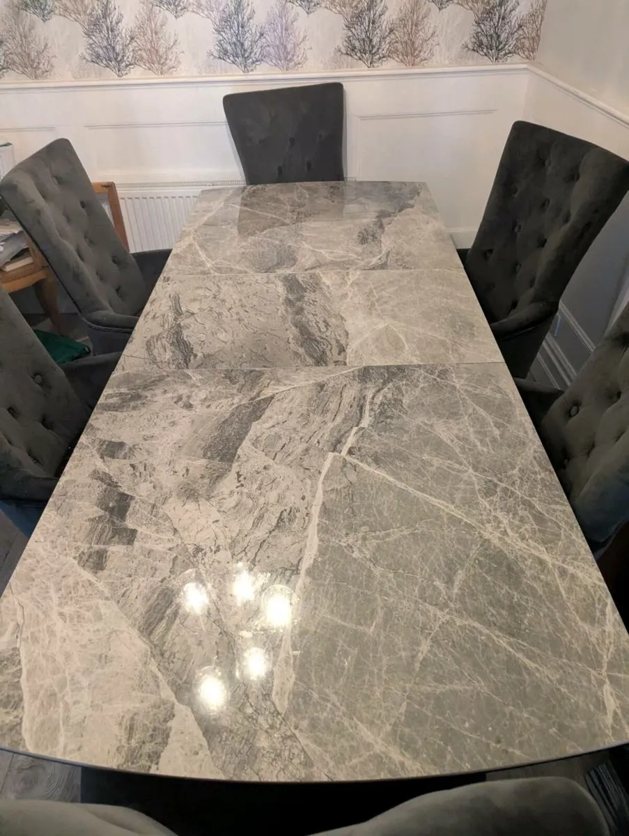 Dinning Room Table - Image 1