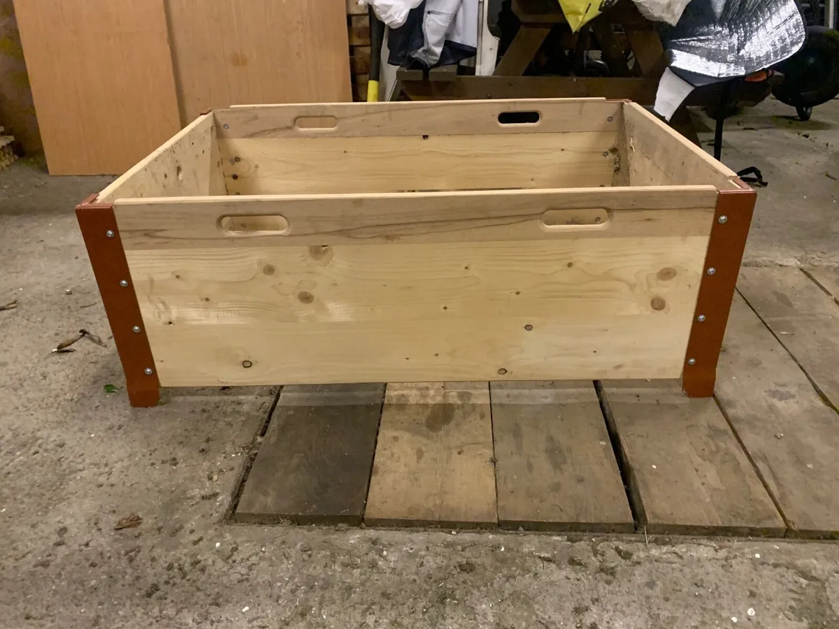 Garden box - Image 1