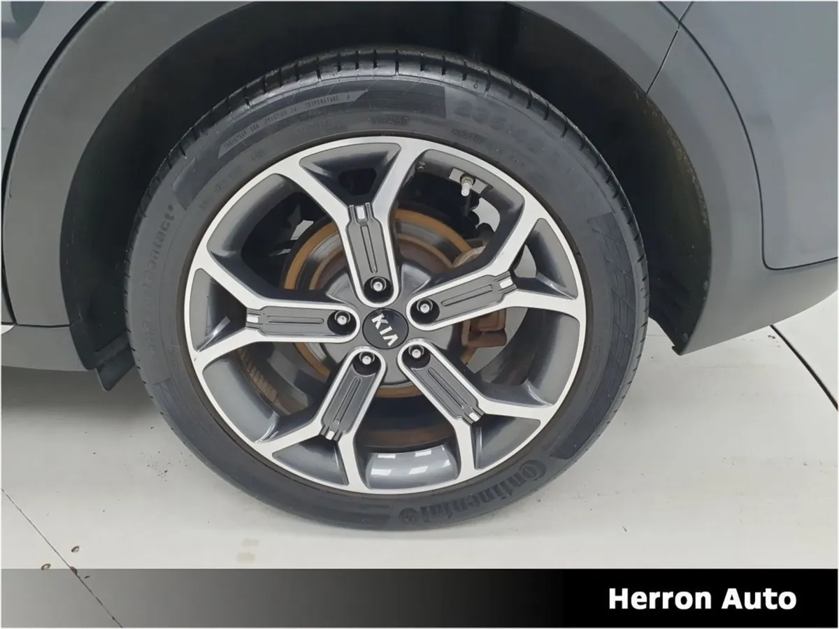 Kia Xceed 1.6 GDI Phev  free Charger - Image 4