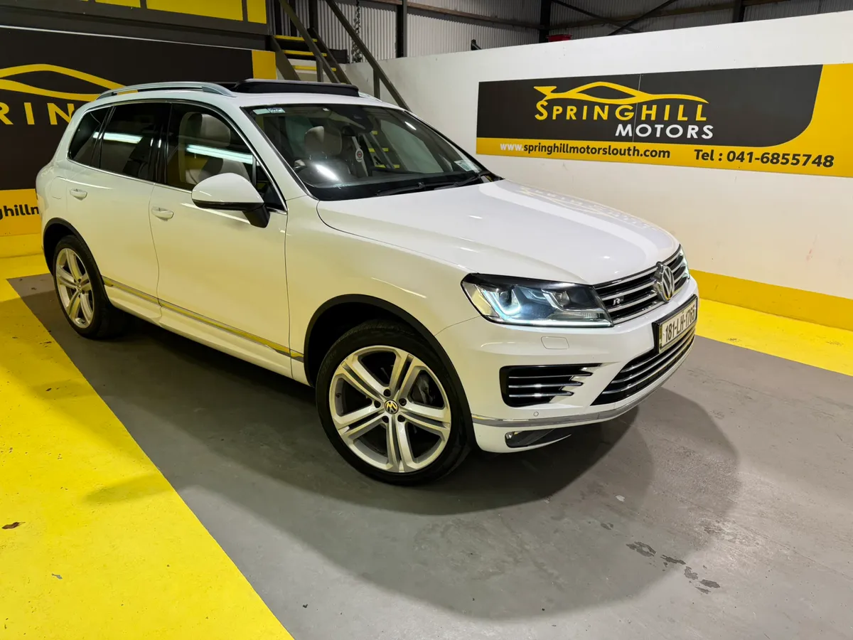 Volkswagen Touareg R Line 3.0 TDI V6 5 Seate 262PS - Image 2