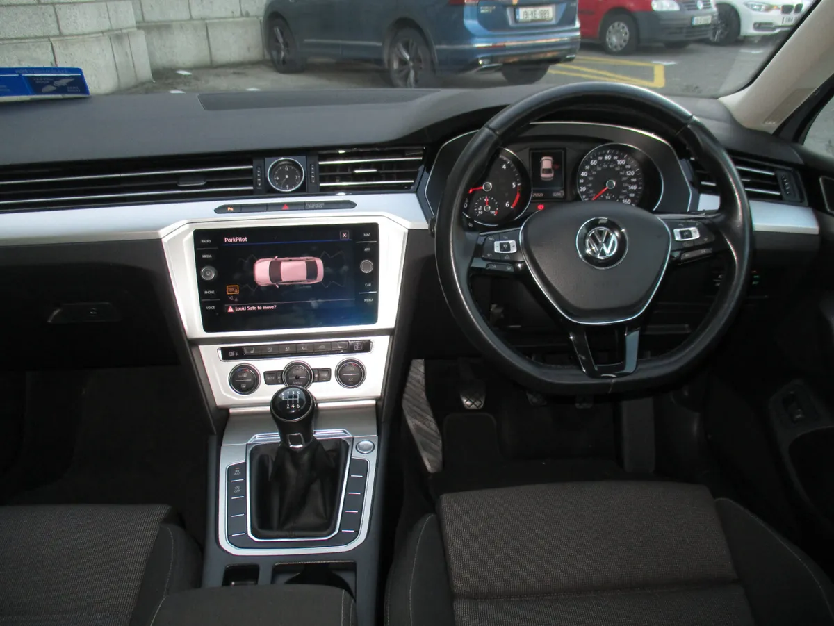 2018 VW PASSAT 1.6 TDI SE BUSINESS 120 BHP - Image 3