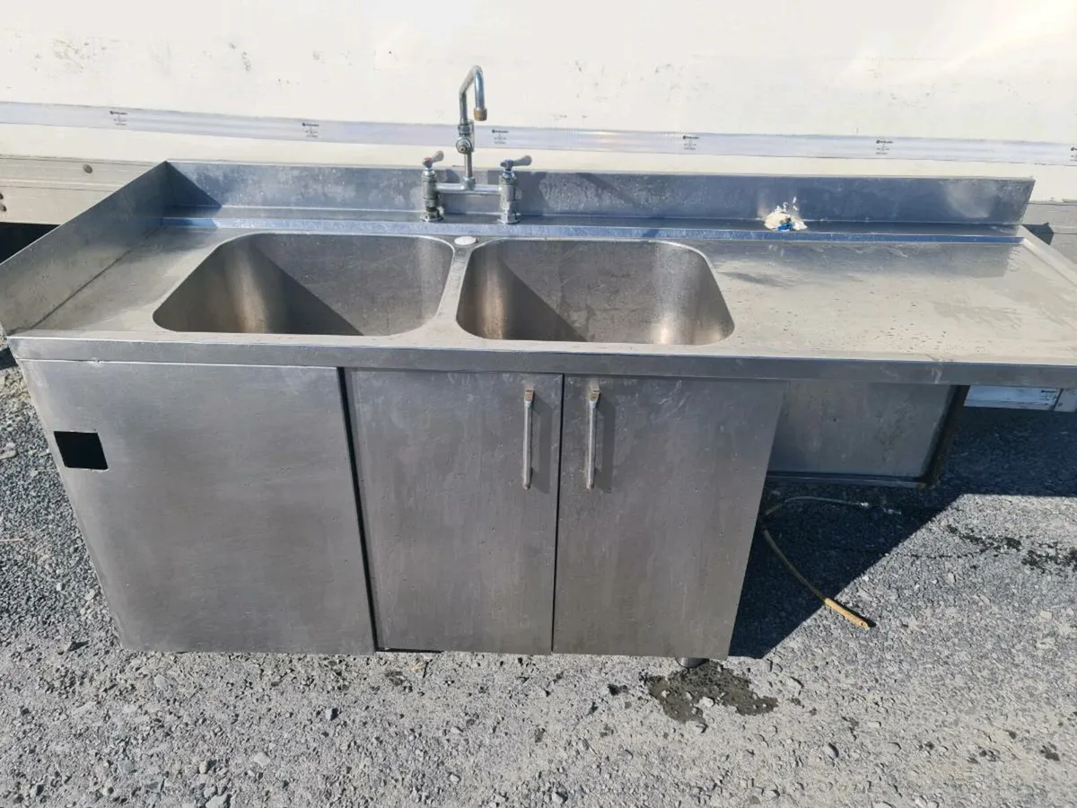 Sink - Image 1