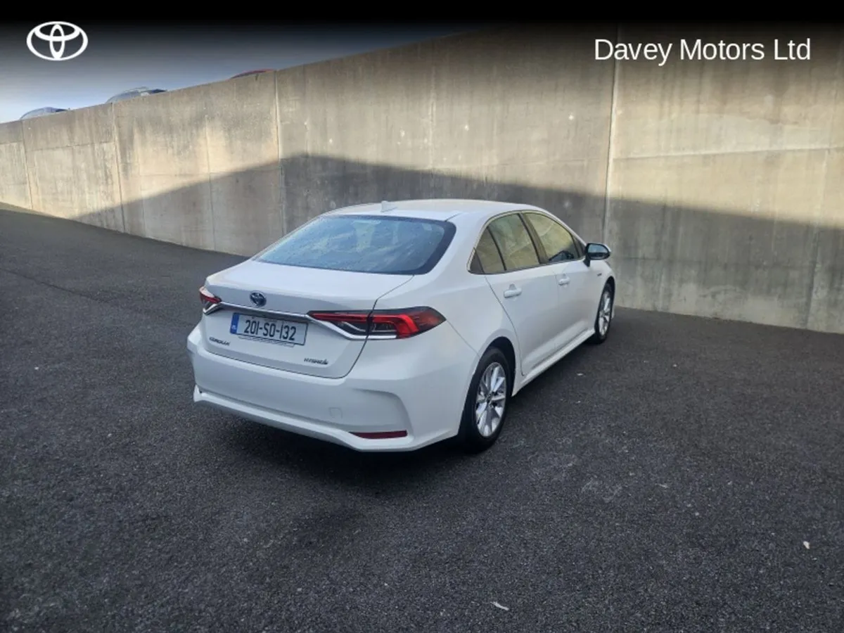 Toyota Corolla Luna SAL 4DR Auto - Image 2