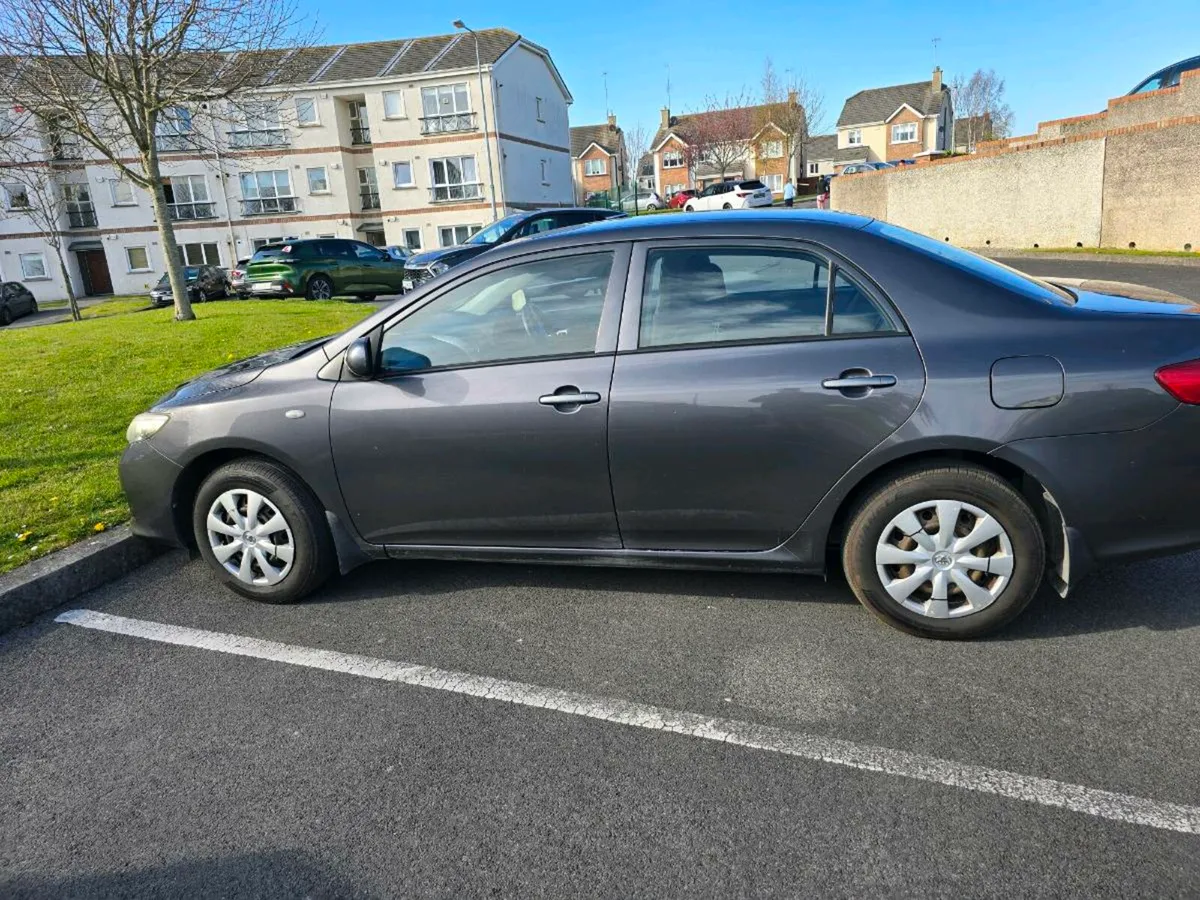 Toyota corrola - Image 3