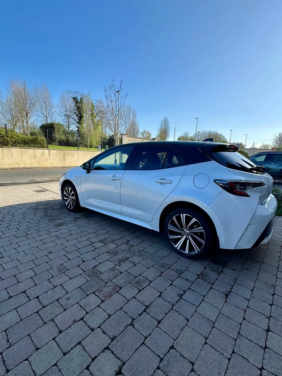Toyota Corolla Luna Sport Hatchback – Low Mileage - Image 1
