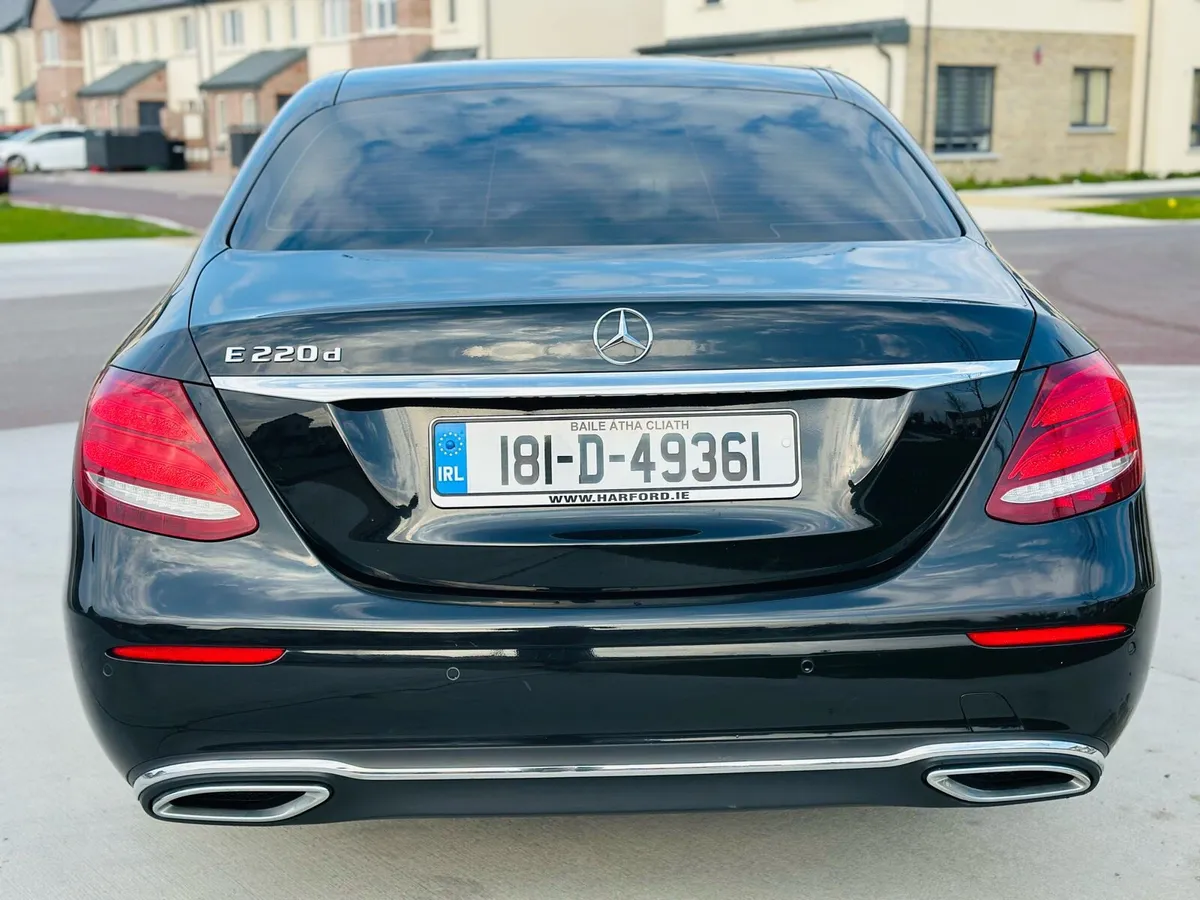 Mercedes-Benz E-Class 2018 - Black Edition - Image 4