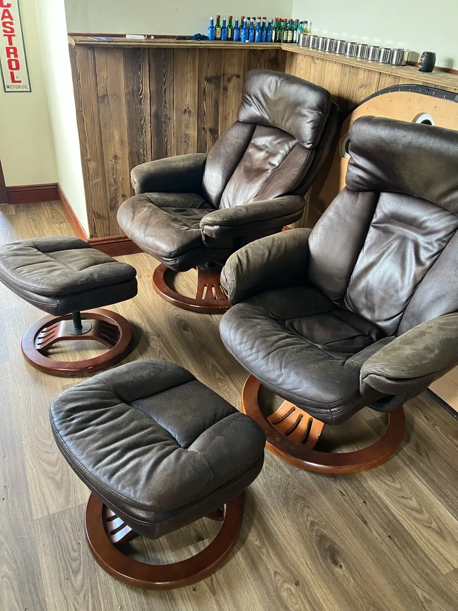 leather recliner seats and foot stools - Image 1
