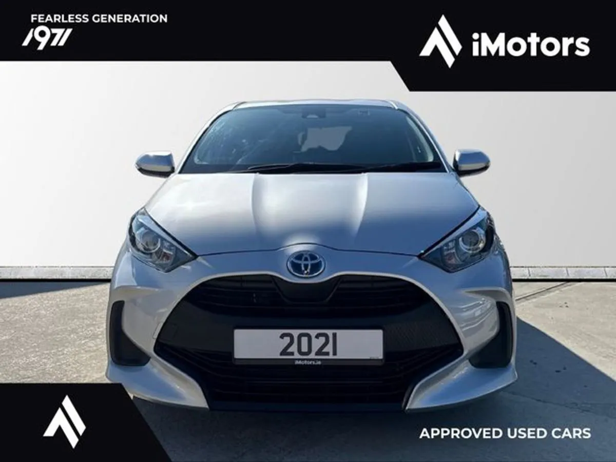 Toyota Yaris Automatic Hybrid - Image 2