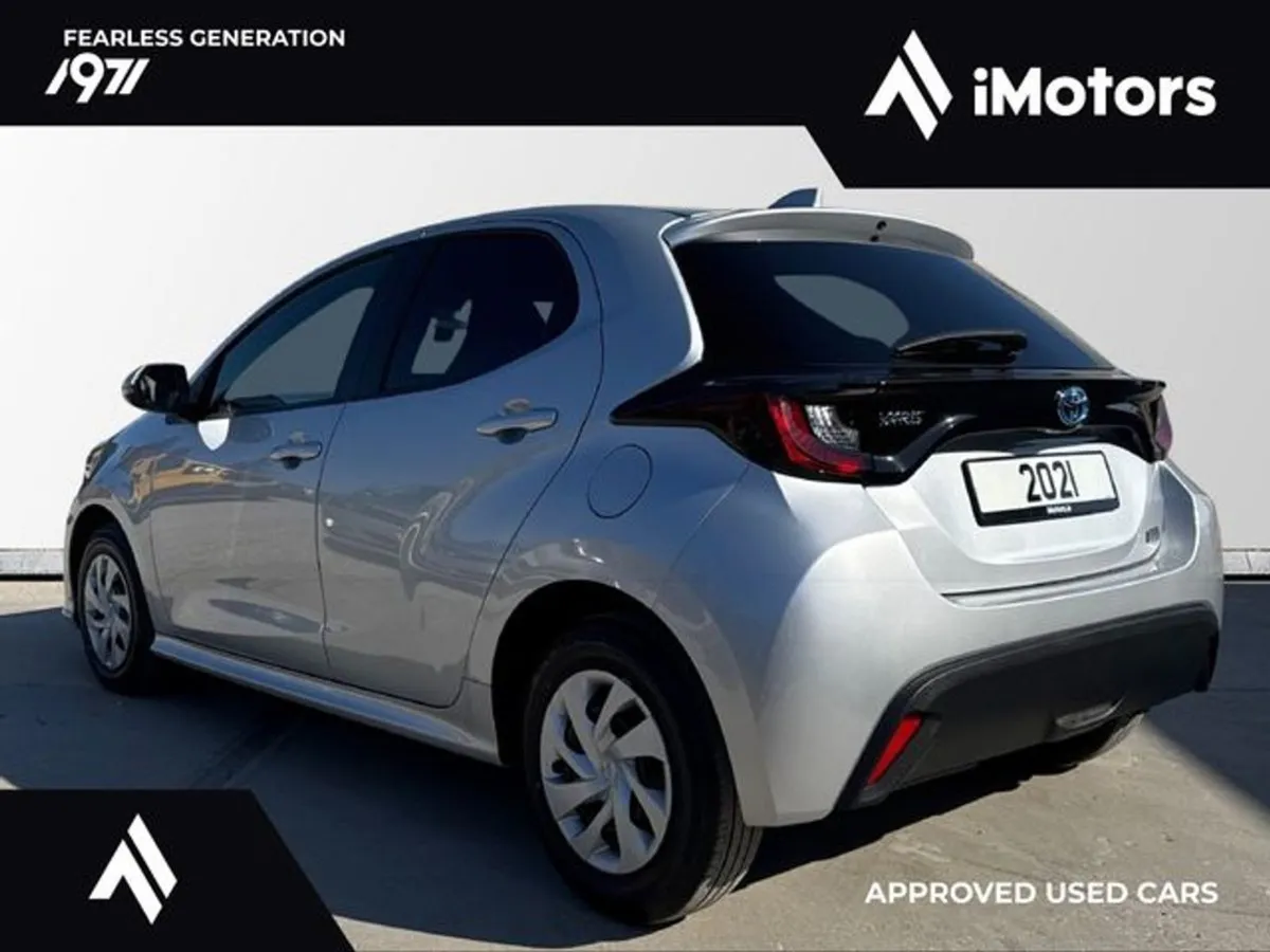 Toyota Yaris Automatic Hybrid - Image 3
