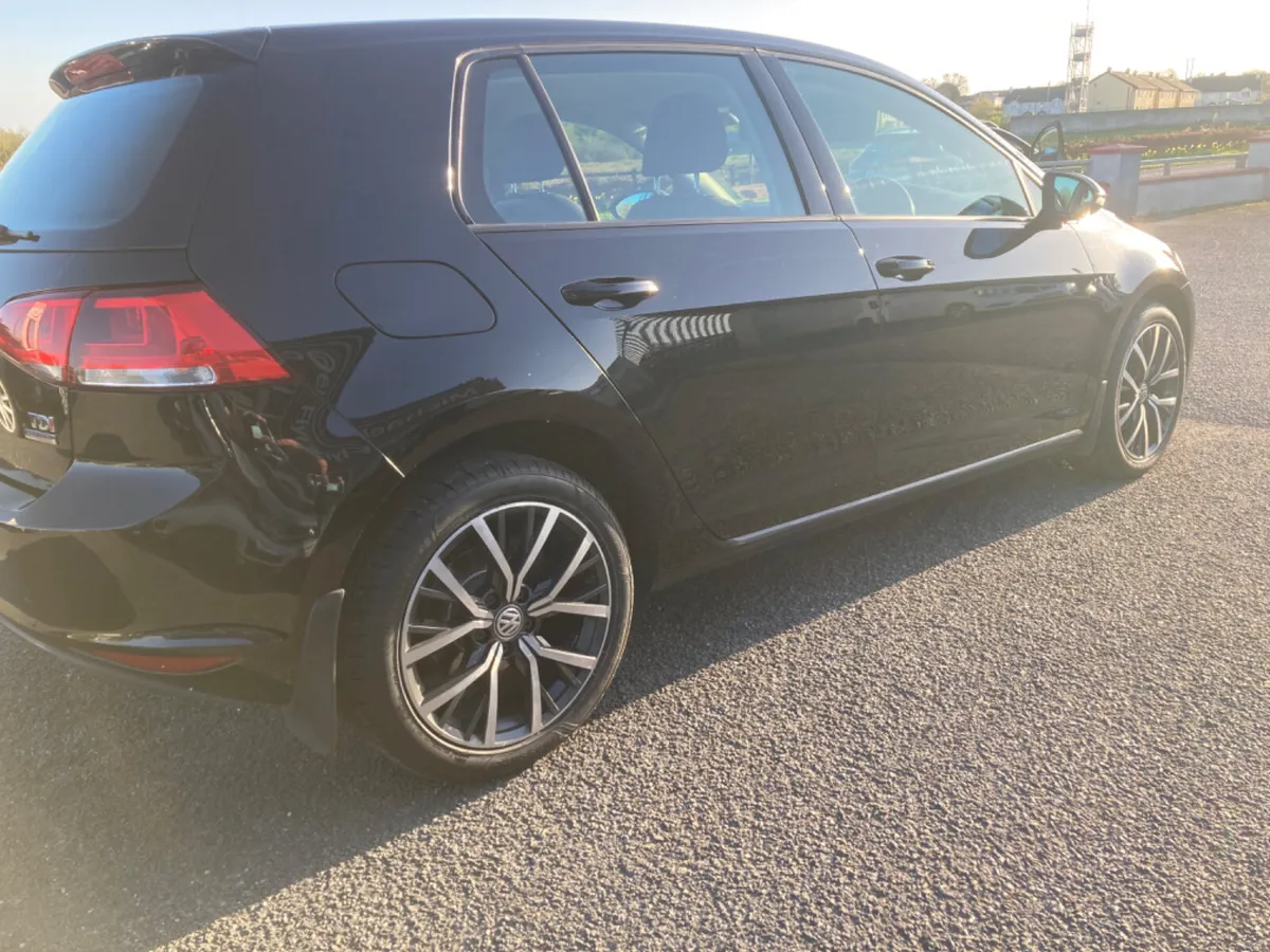 Volkswagen Golf 1.6TDi 5dr FSH 141 - Image 3
