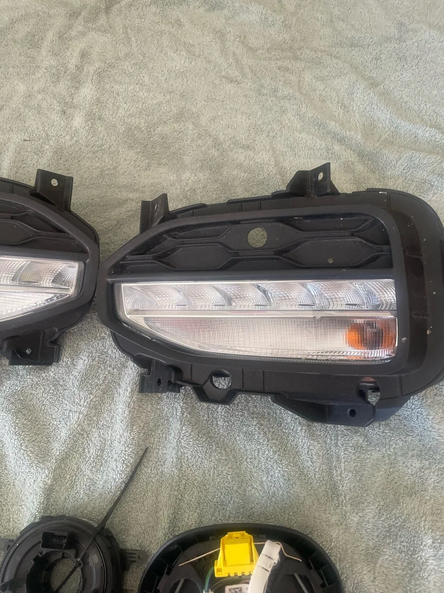 Volkswagen T roc parts - Image 1