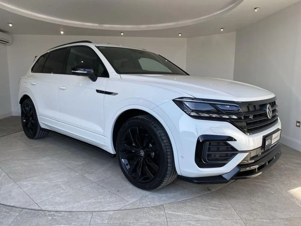 Volkswagen Touareg 3.0 V6 TDI 4motion Black Editi - Image 1