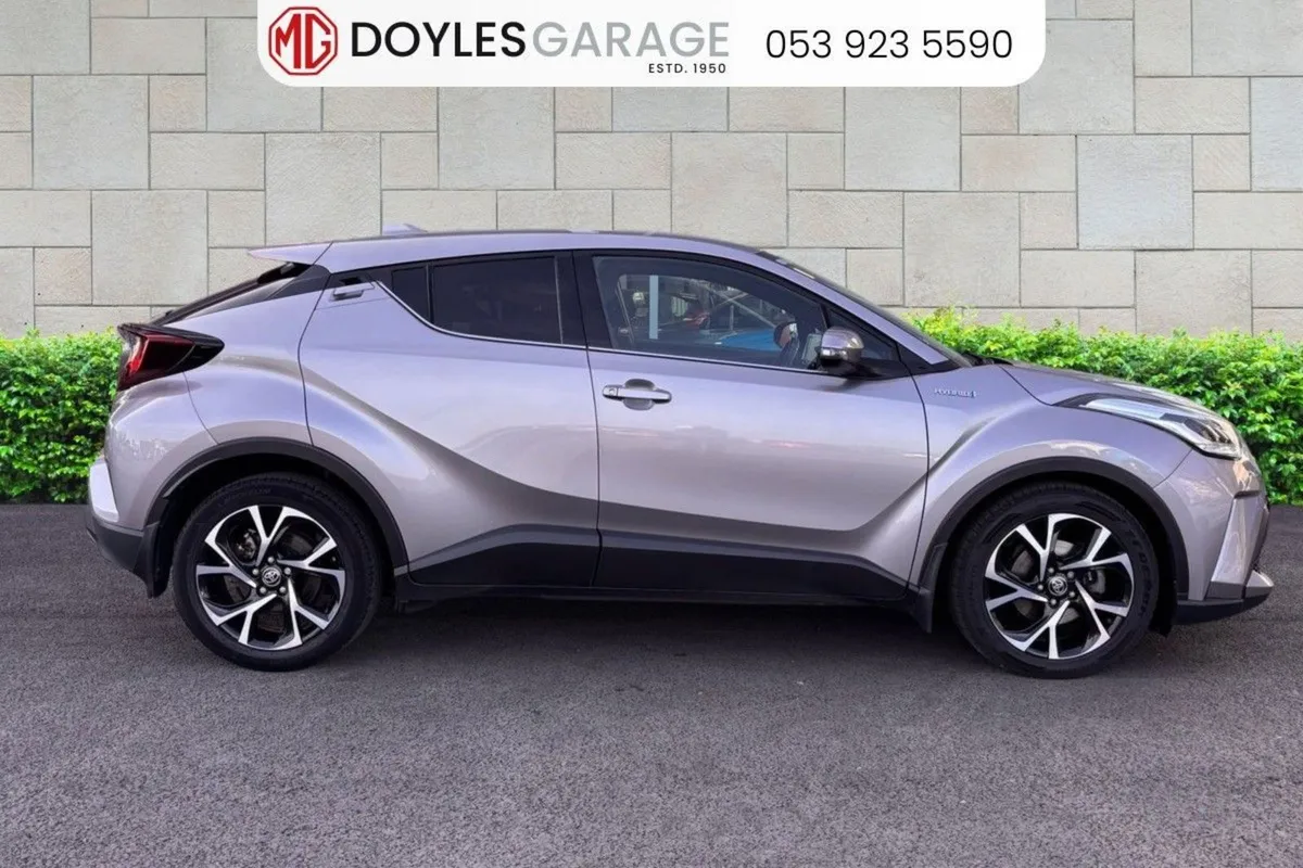 Toyota C-HR Sport 1.8 Petrol Hybrid - Image 2