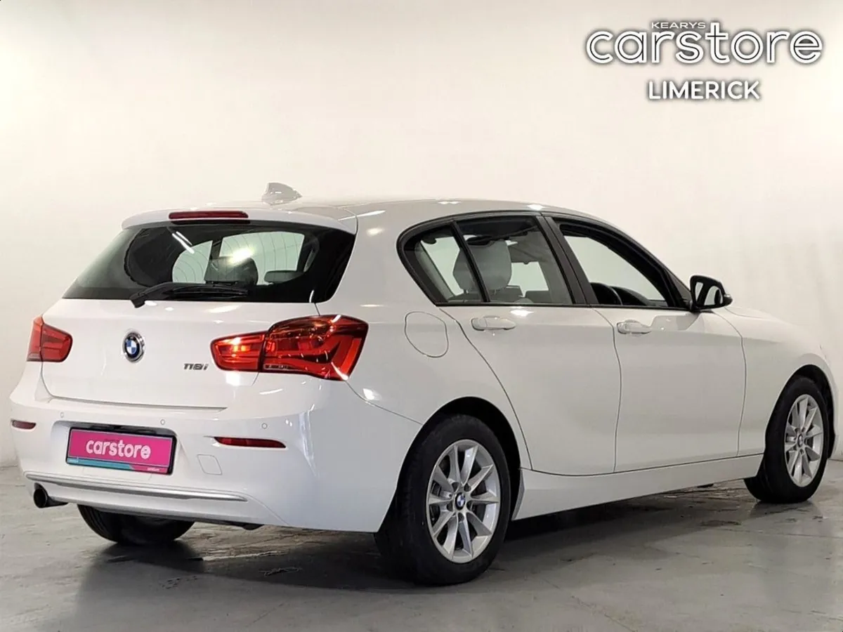 BMW 1 Series 118i Auto 5DR - Image 3