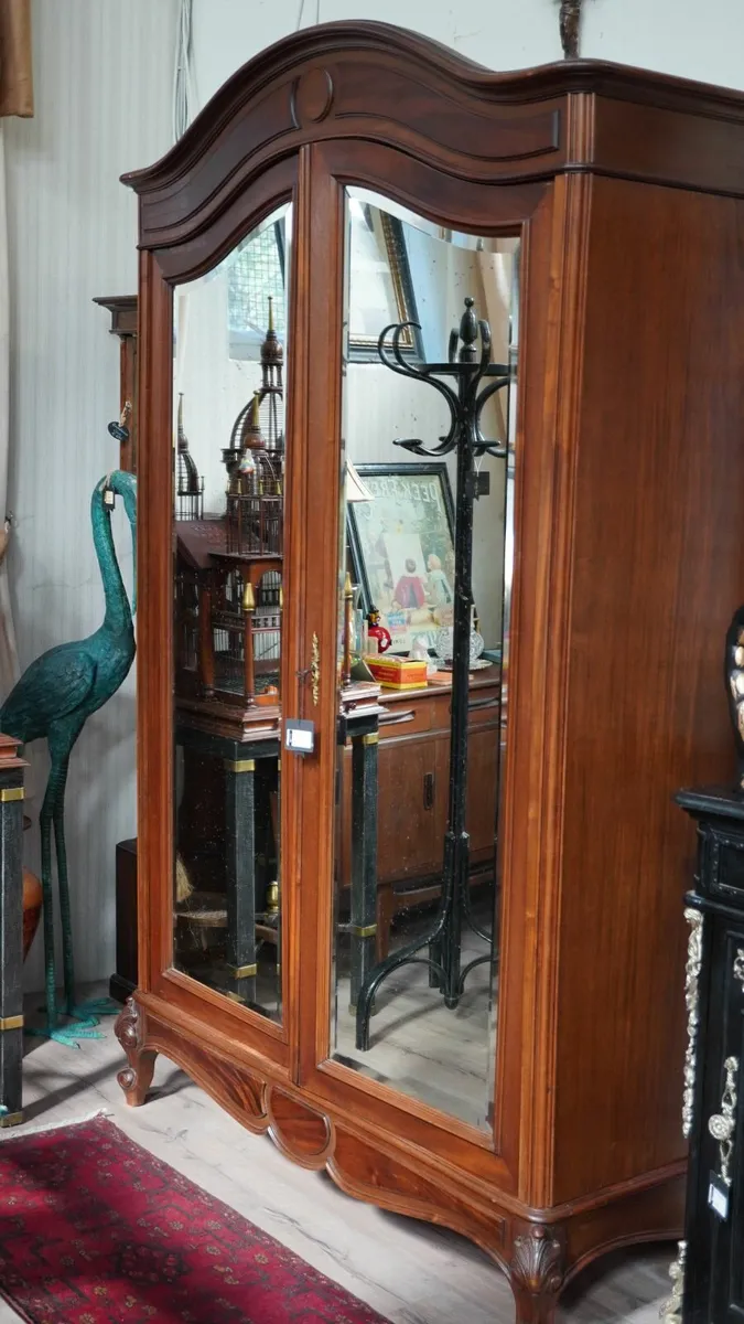 📌Antique Solid Oak French Armoire with Mirrored - Image 2