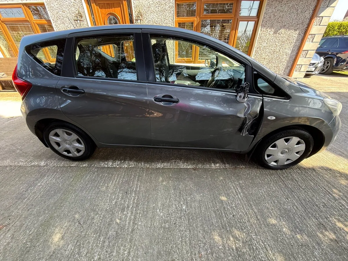 NISSAN NOTE 2016 DOOR DAMAGE - Image 1