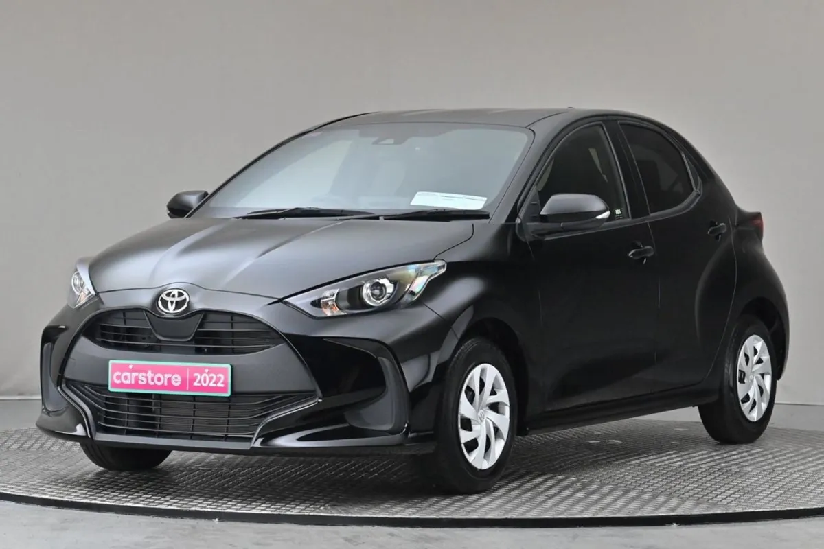 Toyota Yaris 1.0 Auto Petrol  very Low Mileage re - Image 3