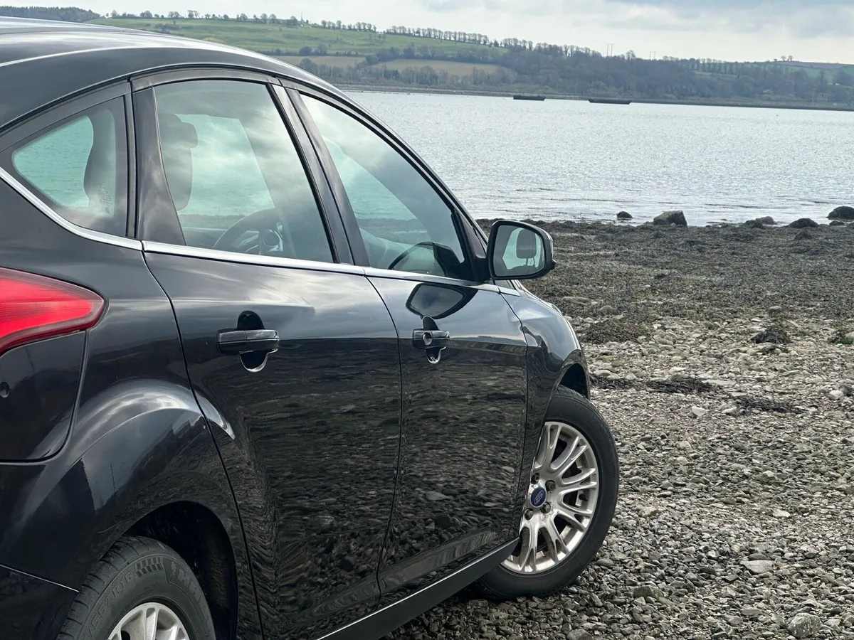 Car - Image 4