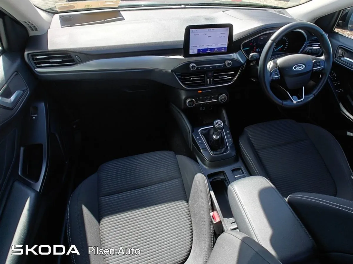 Ford Focus (95) Titanium 1.0 Ecoboost 125PS - Image 4