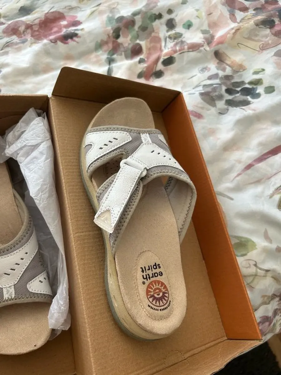 Earth spirit sandals - Image 2