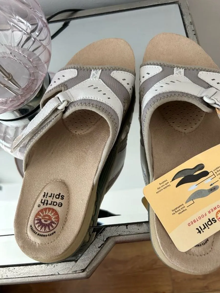 Earth spirit sandals - Image 4