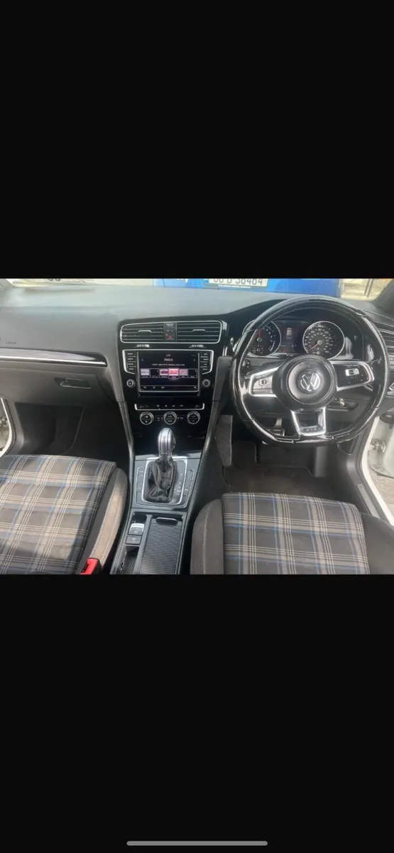 Volkswagen Golf GTE 2016 - Image 2