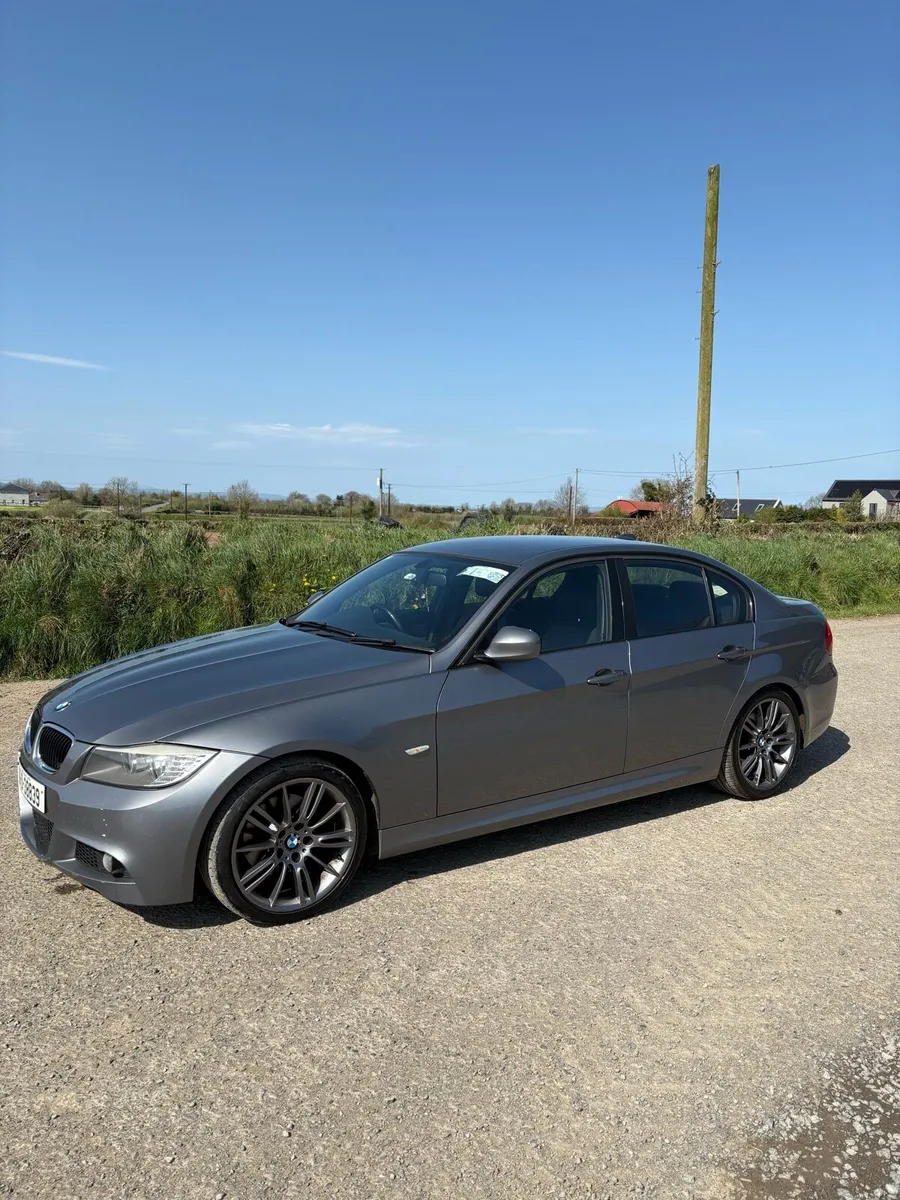 BMW 320D M-Sport 2010 - Image 3