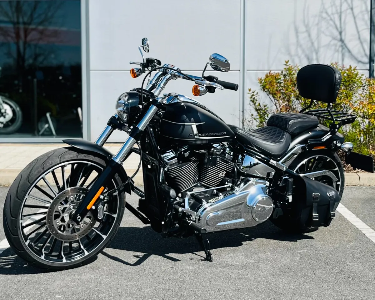 HARLEY-DAVIDSON BREAKOUT 117 + EXTRAS - Image 3