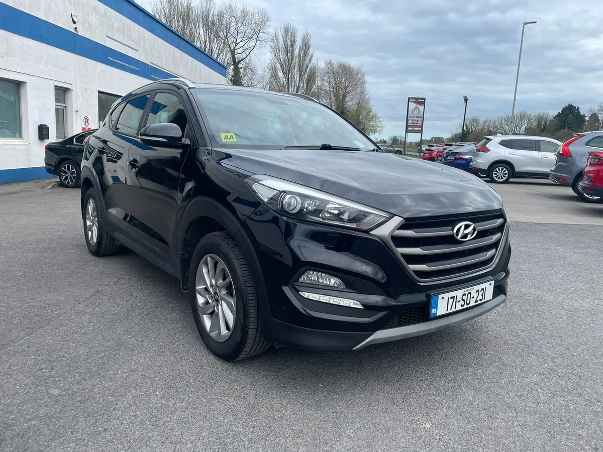 Hyundai Tucson 2017//EXCELLENT CONDITION - Image 1